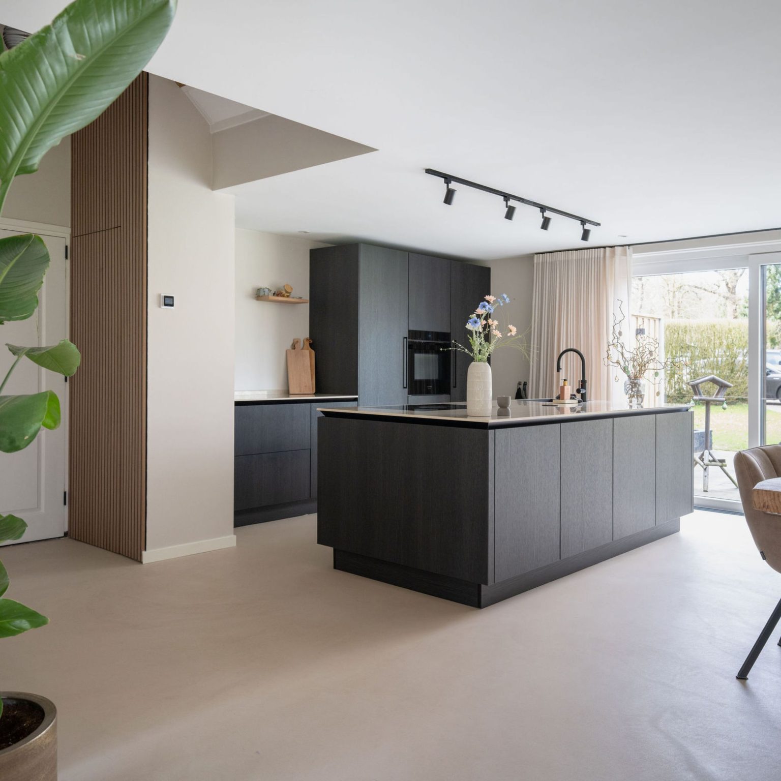 lavasteen gietvloer lavavloer beton cire