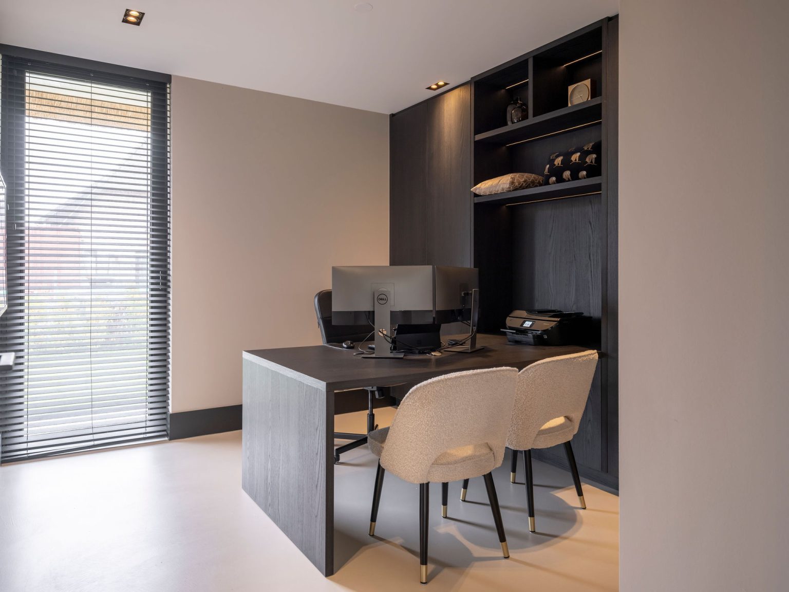 lavasteen gietvloer lavavloer beton cire